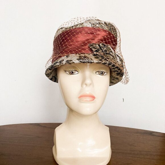 Vintage Gold Lamé Floral Net Detail Bucket Hat S main image 2